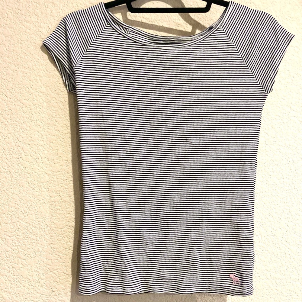 NWT Abercrombie Girls Ribbed Striped Shirt